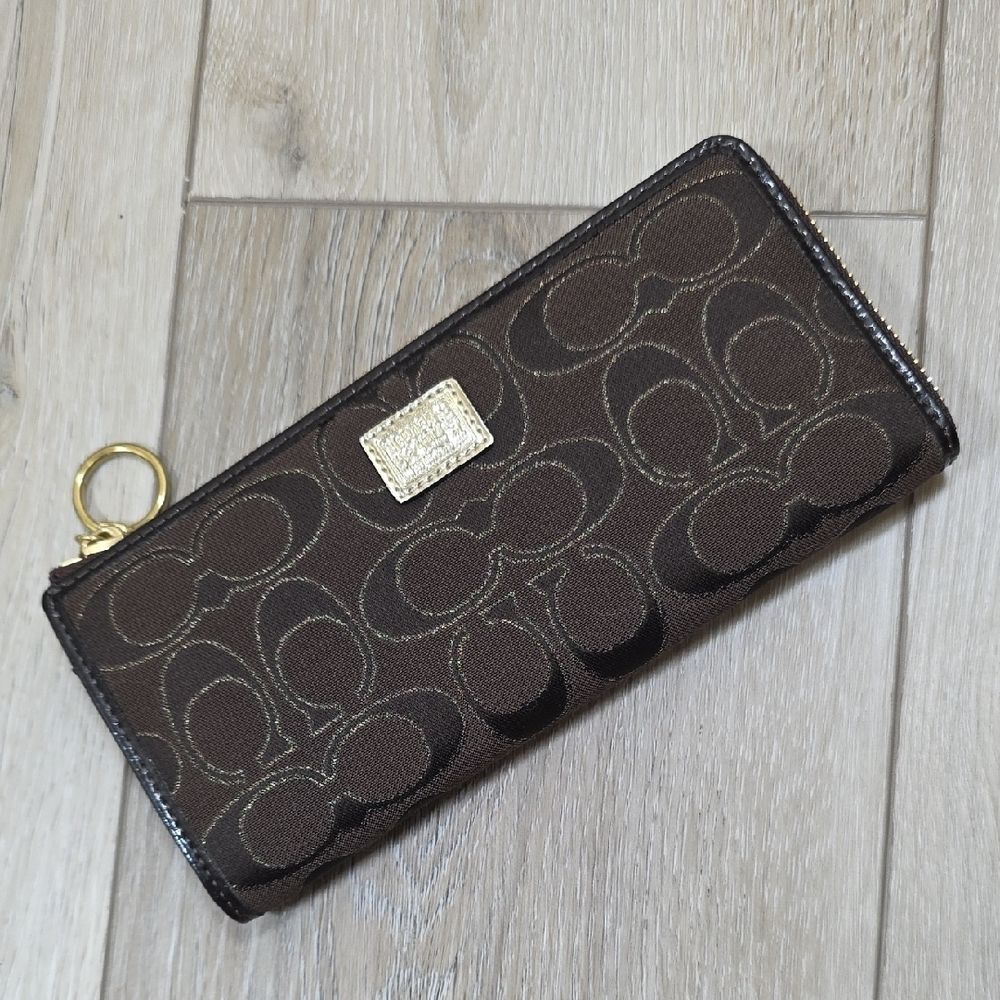Coach Poppy Spotlight Tote and Matching Wallet - Picture 12 of 14